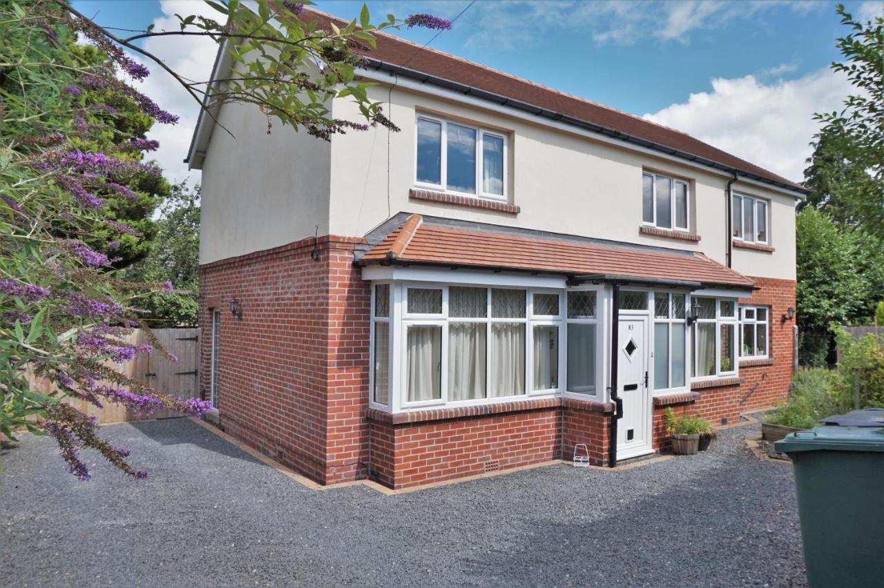 Grange Croft Villa Ben Rhydding Exterior foto